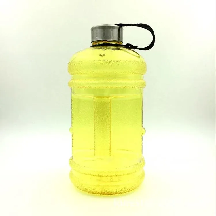 Large Capacity Outdoor Sports Plastic Cup