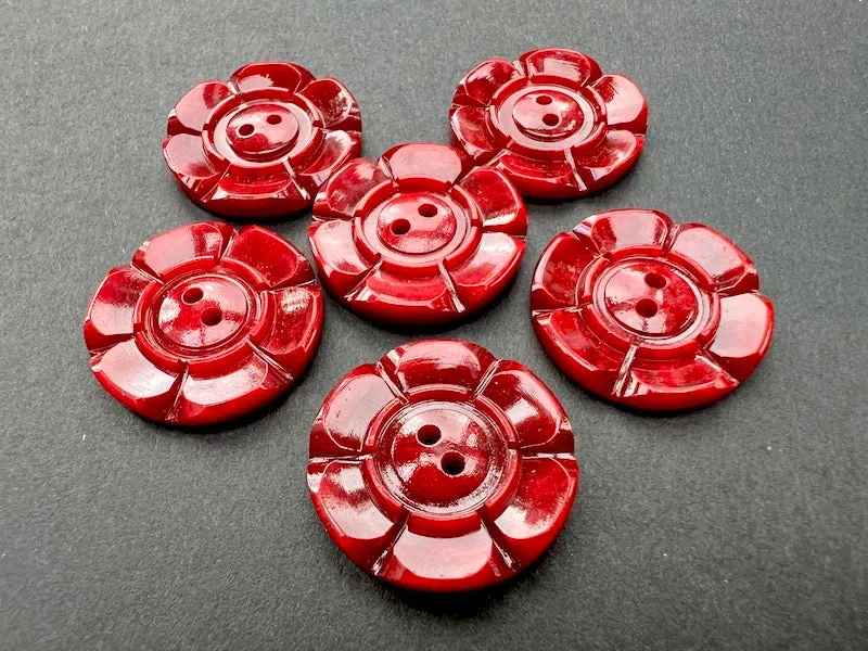 Rich Ruby Red Vintage 2.2cm or 1.6cm Vintage  Buttons  6 or 24