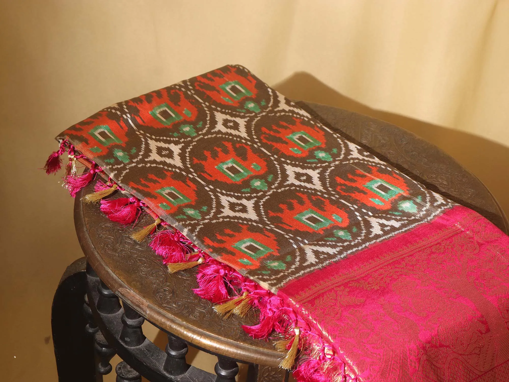 Stunning Green Handloom Ikat Pure Silk Saree with Kanjeevaram Border - Pochampally